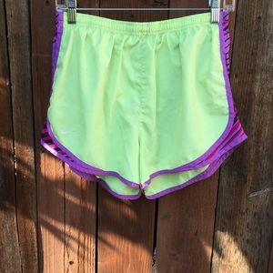 ⭐️Final price⭐️⬇️$18 Nike running shorts